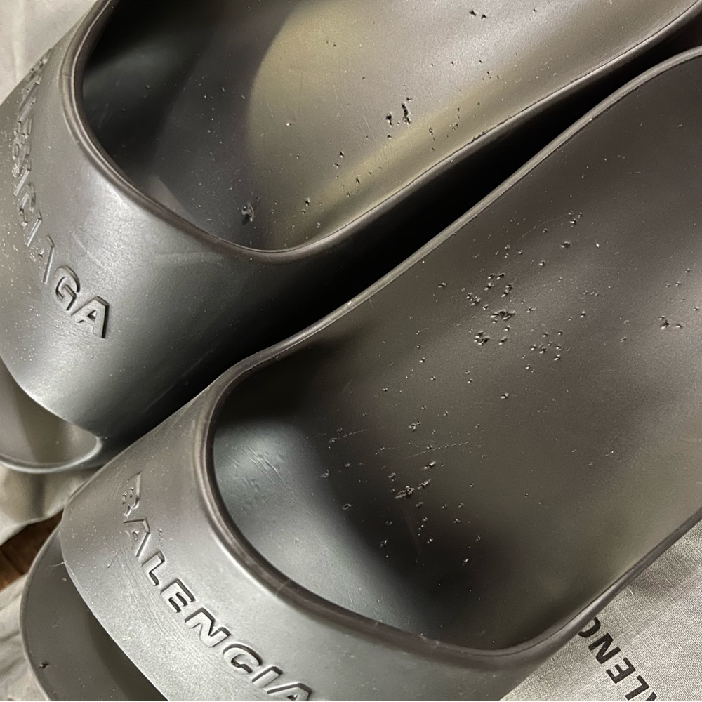 BALENCIAGA LOGO PLATFORM SANDALS - Picture 6 of 9